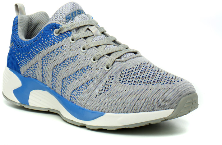 wide width softball cleats