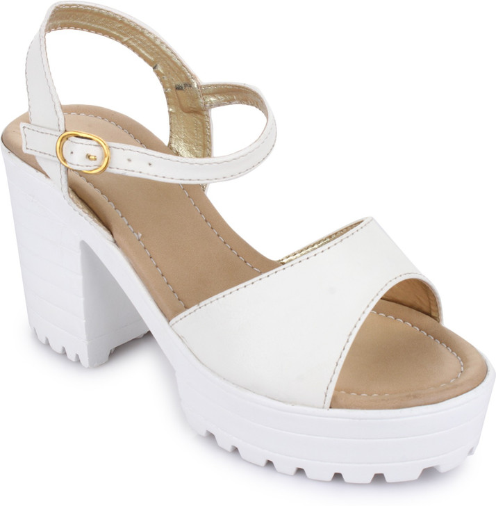 white heels flipkart