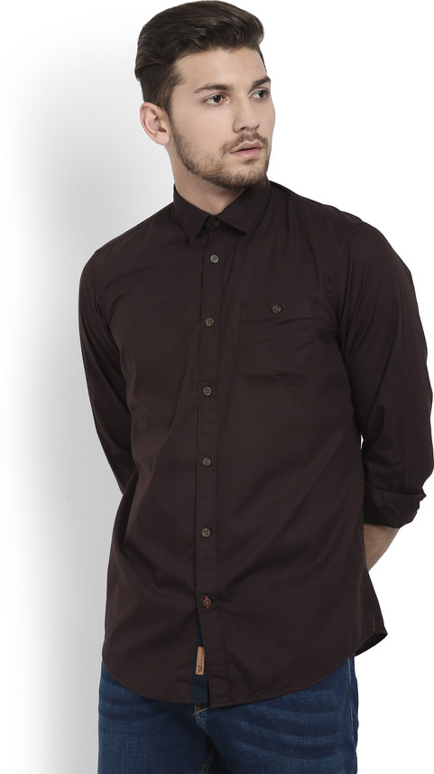 Brown shirt blue jeans clearance