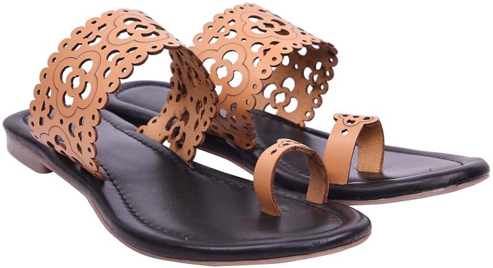 women's flat sandals flipkart