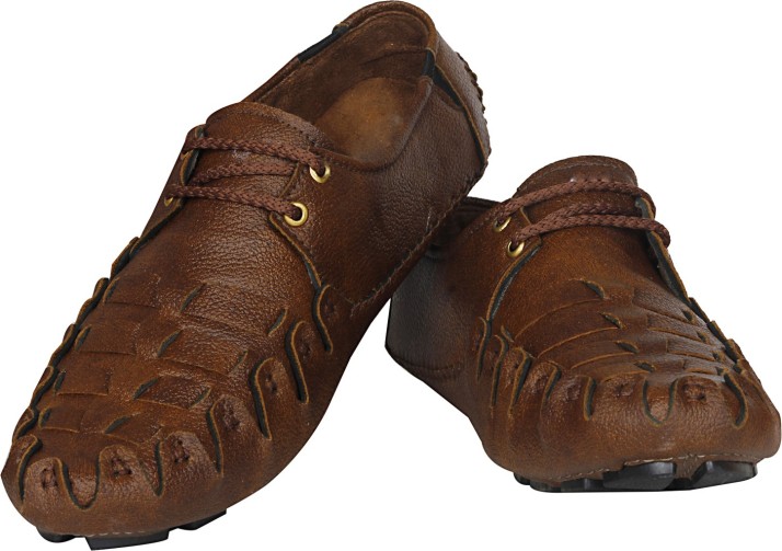 ethnic footwear for boy