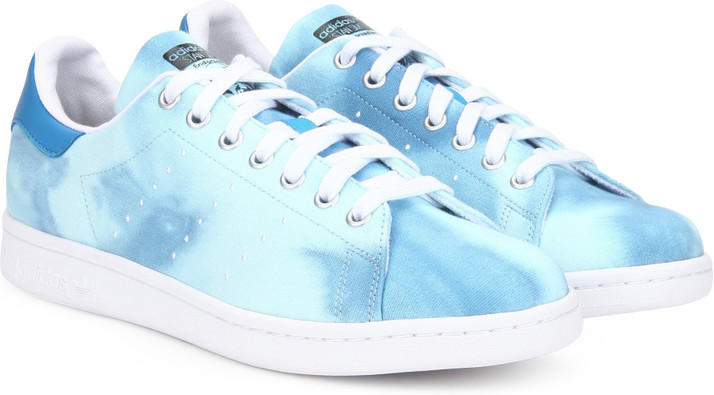 pw hu holi stan smith