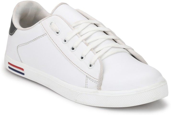 white casual shoes flipkart