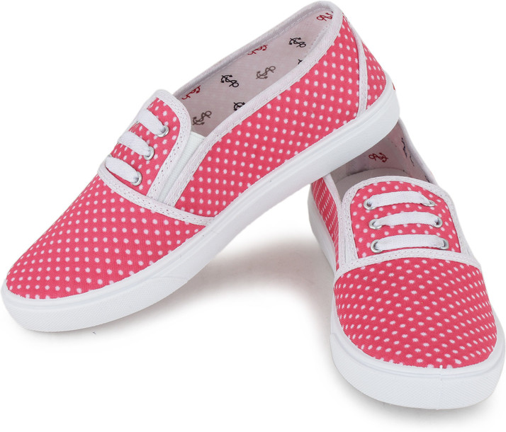 trendy shoes for girls