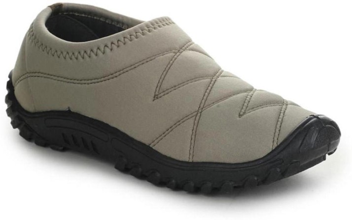 gliders shoes flipkart