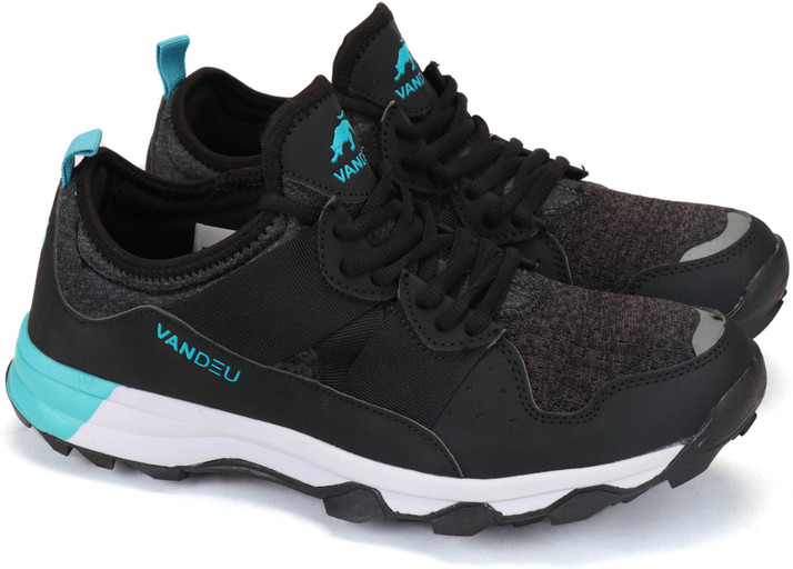vandeu sport shoes