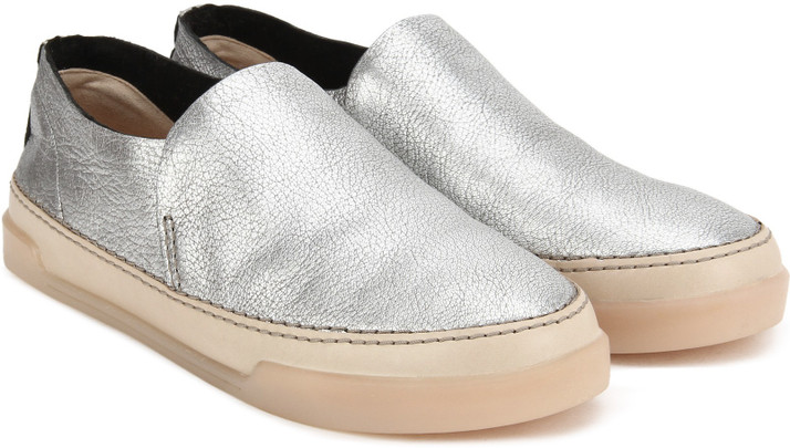 clarks sneakers womens silver