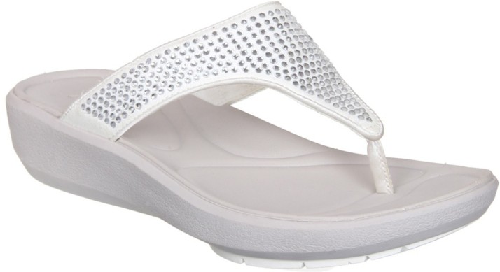 clarks flip flops on sale