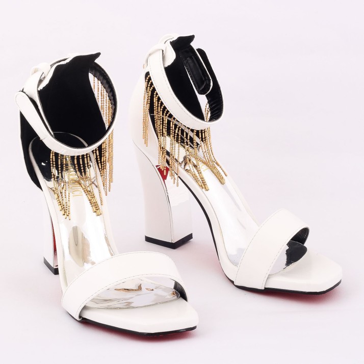 white heels flipkart