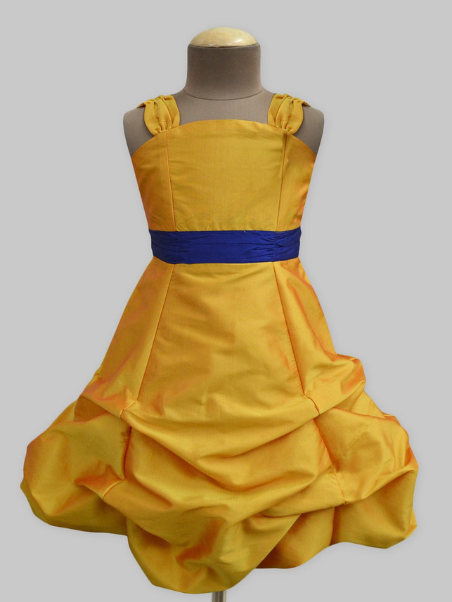 atun gowns