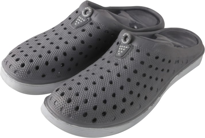 clogs for mens flipkart