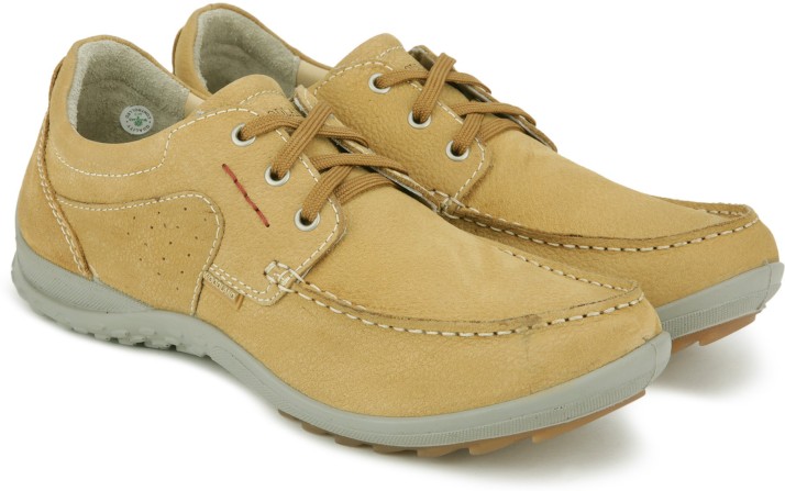 woodland shoes casual price