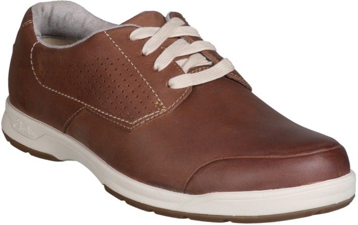 clarks shoes flipkart