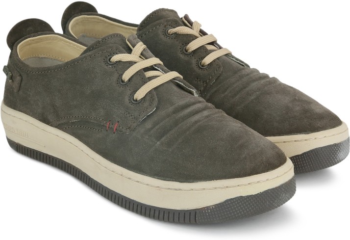 woodland men's leather sneakers flipkart