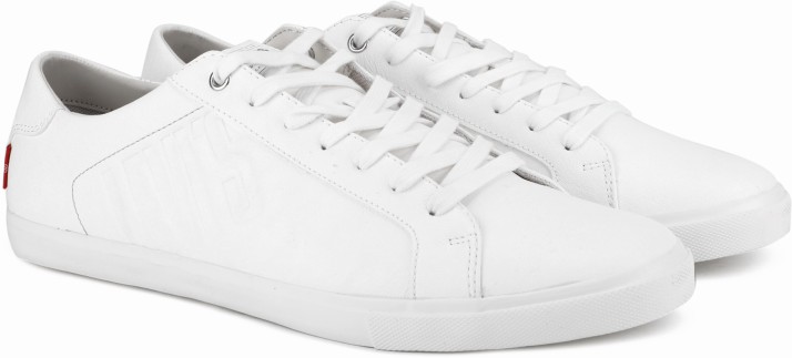 levis woods sneakers white