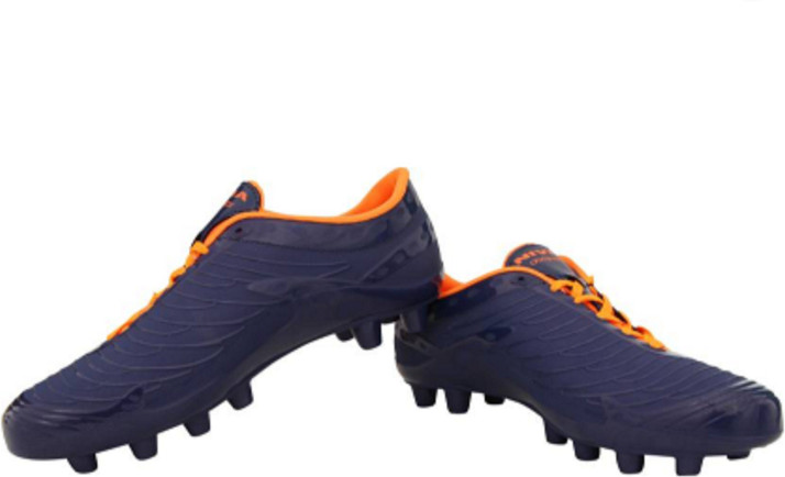 football shoes size 7