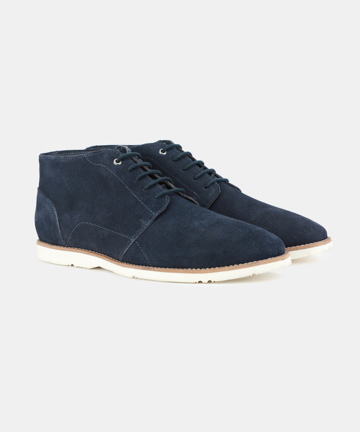 v dot van heusen shoes