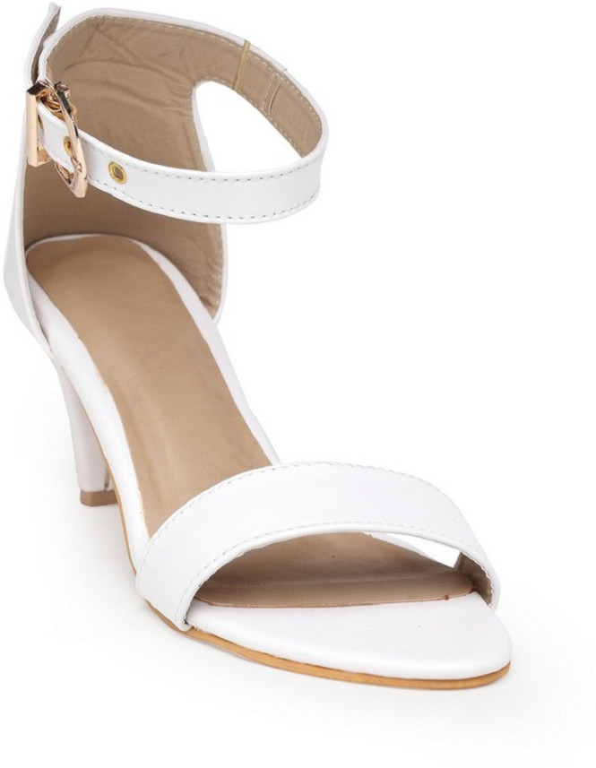 white heels flipkart