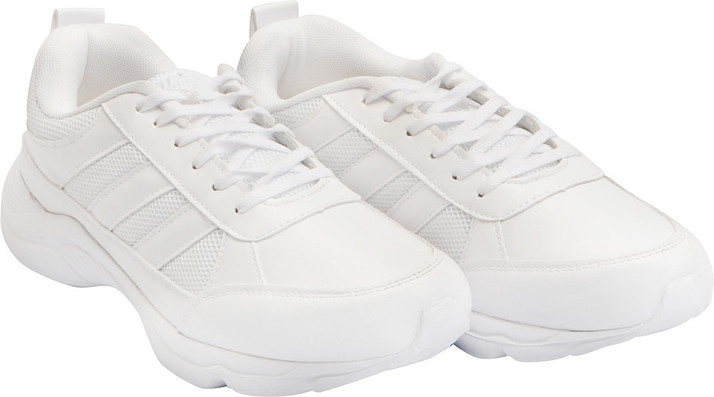 sparx white sneakers flipkart