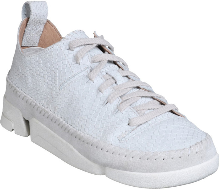 white sneakers for women flipkart