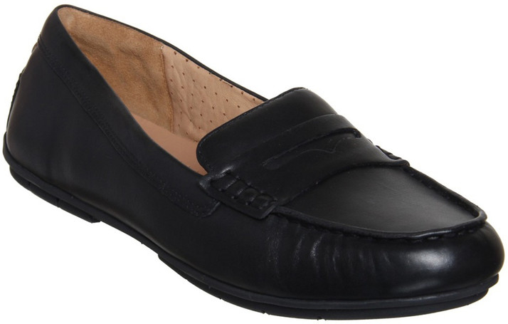 clarks loafers flipkart