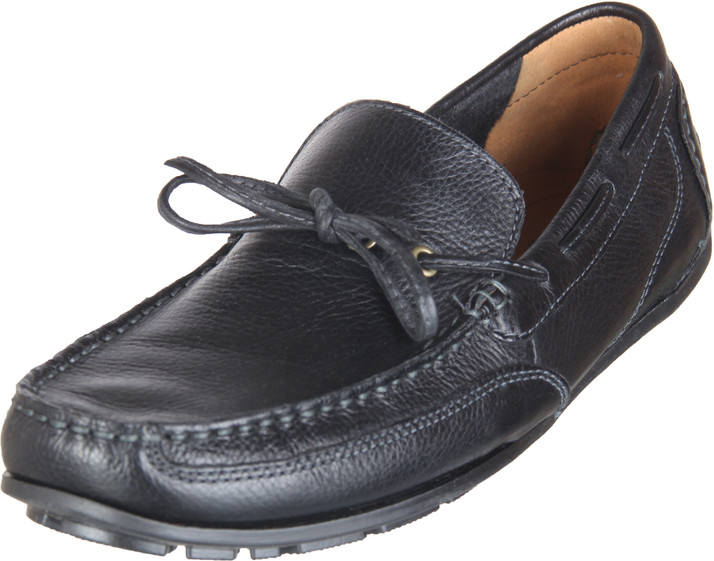 clarks loafers flipkart