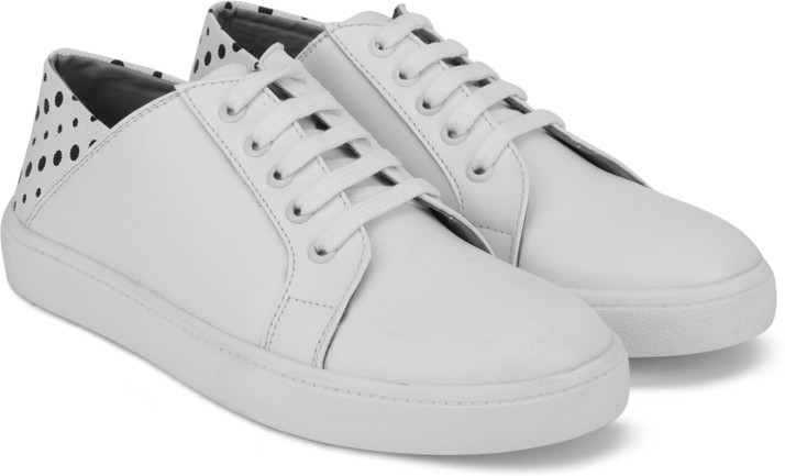 sneakers shoes for womens flipkart