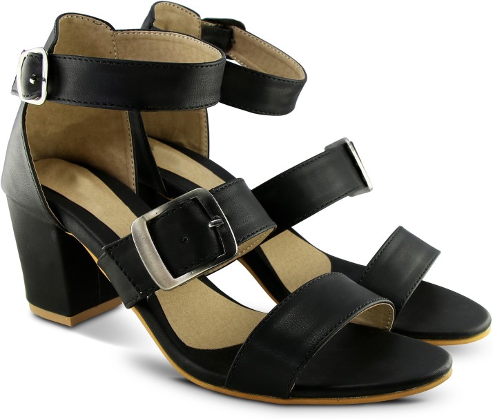 heels online at low price