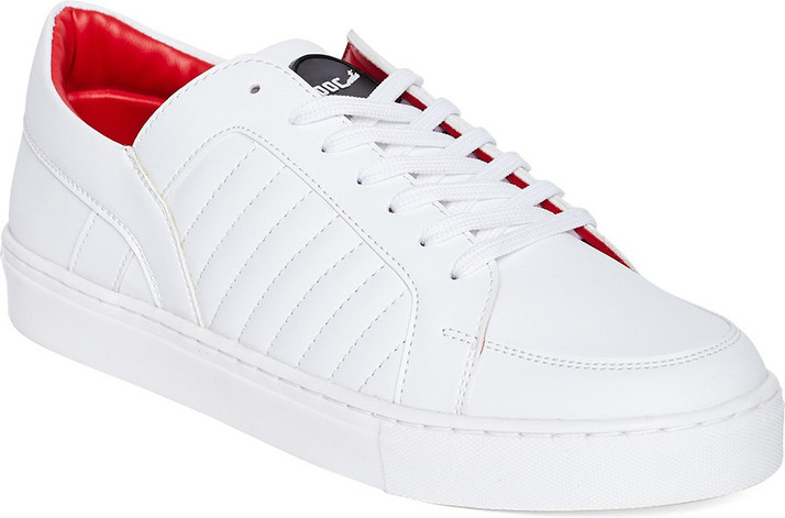white sneakers flipkart