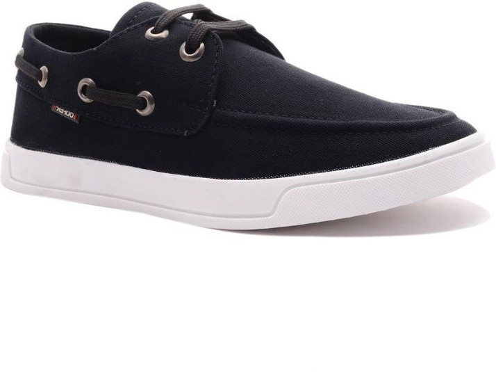 wrangler shoes flipkart