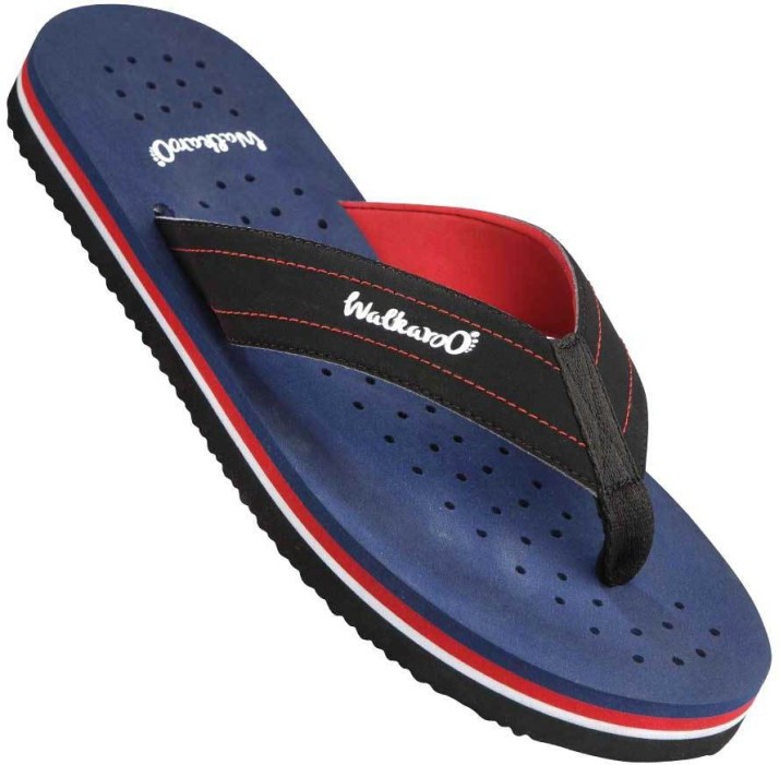 walkaroo slippers for men