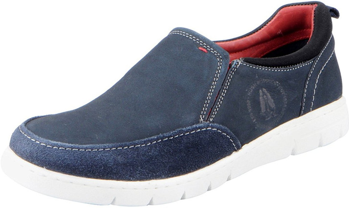 navy blue hush puppies shoes