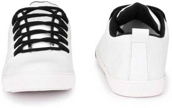 Aveero Comfortable Stylish White Sneakers Shoes For Men And Boys