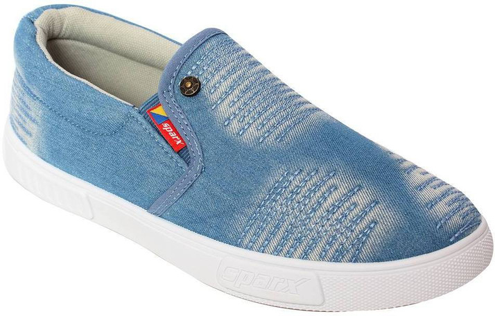 sparx white sneakers flipkart