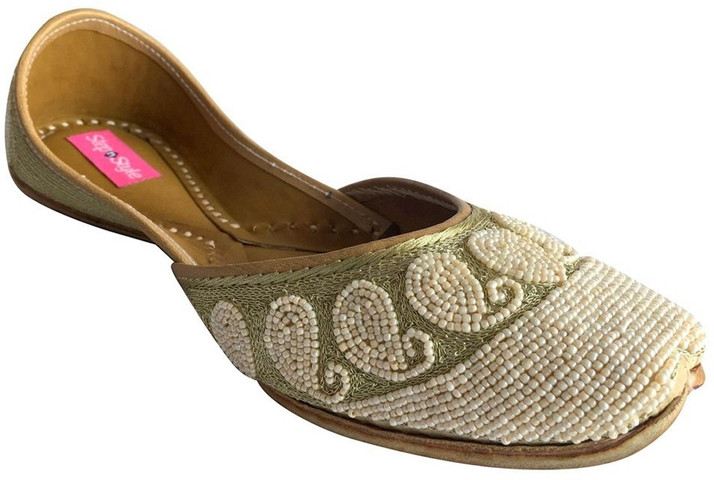ethnic shoes for ladies