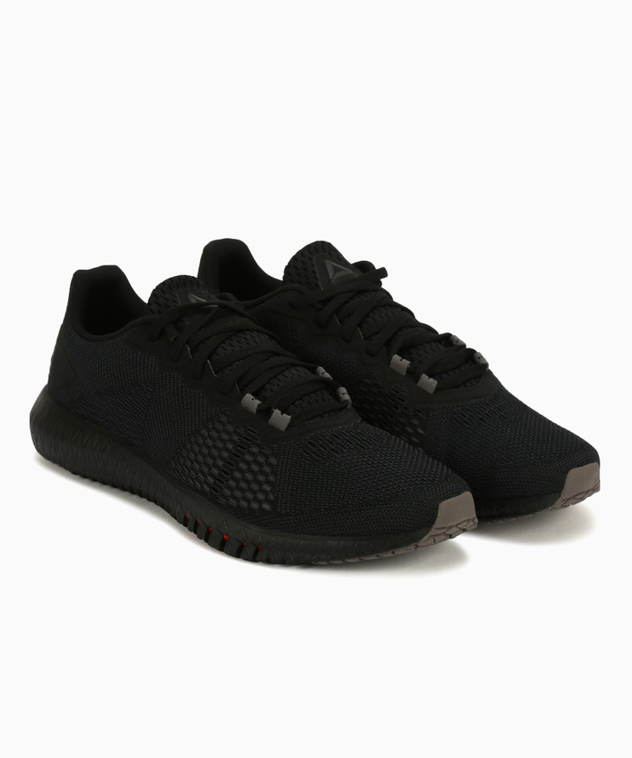 gym shoes flipkart