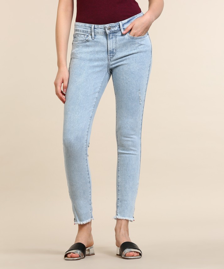 light blue levi women's jeans