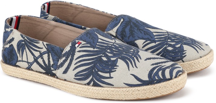 tommy hilfiger easy summer slip on