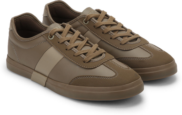 united colors of benetton olive green sneakers