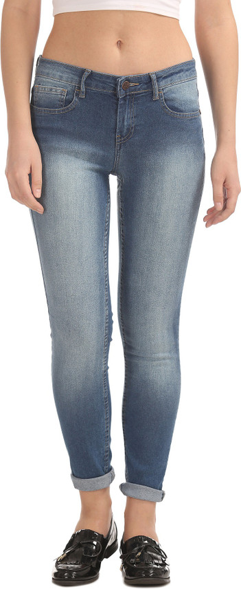 newport jeans logo