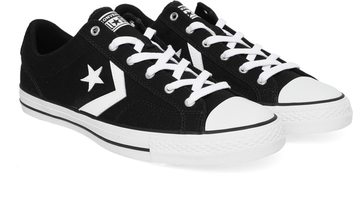 converse black sneakers flipkart