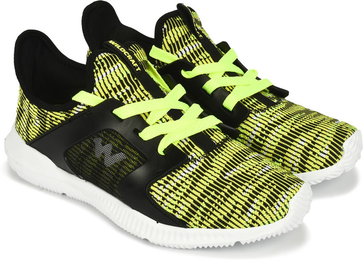 wildcraft sports shoes online