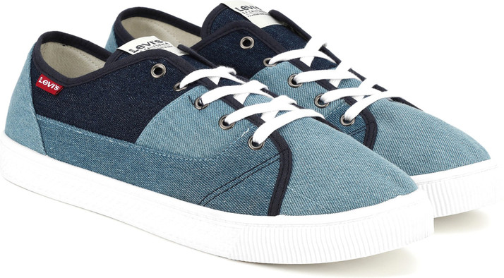 levi's shoes flipkart