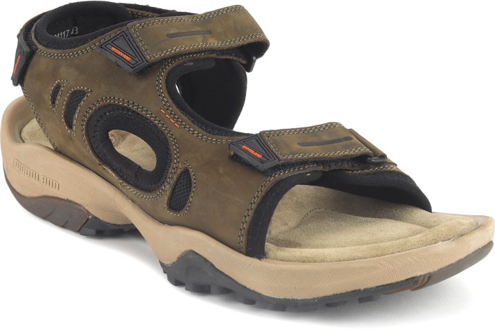 flipkart online shopping woodland sandals