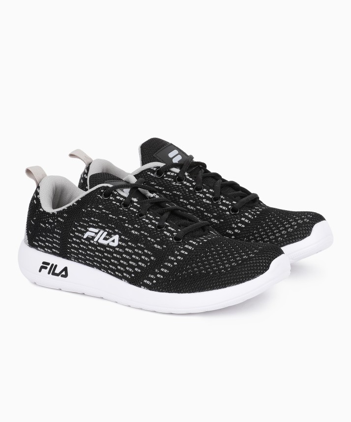 fila men's carmon sneakers