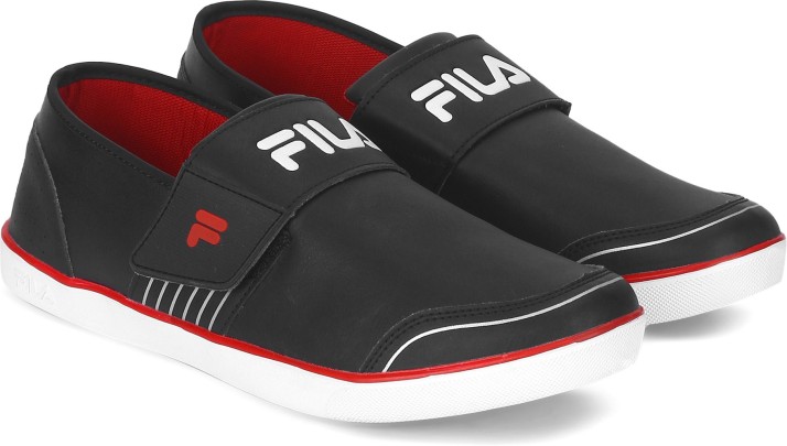 fila sneakers flipkart