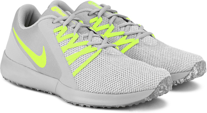 nike varsity compete trainer grey