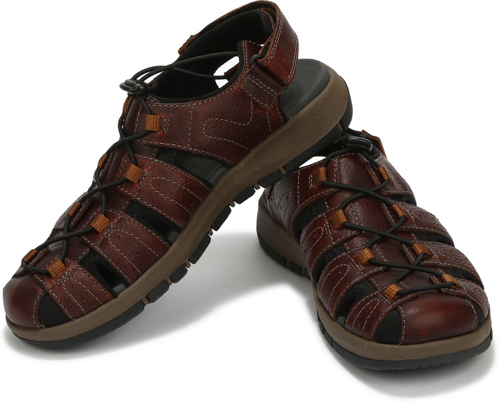 clarks sandals flipkart