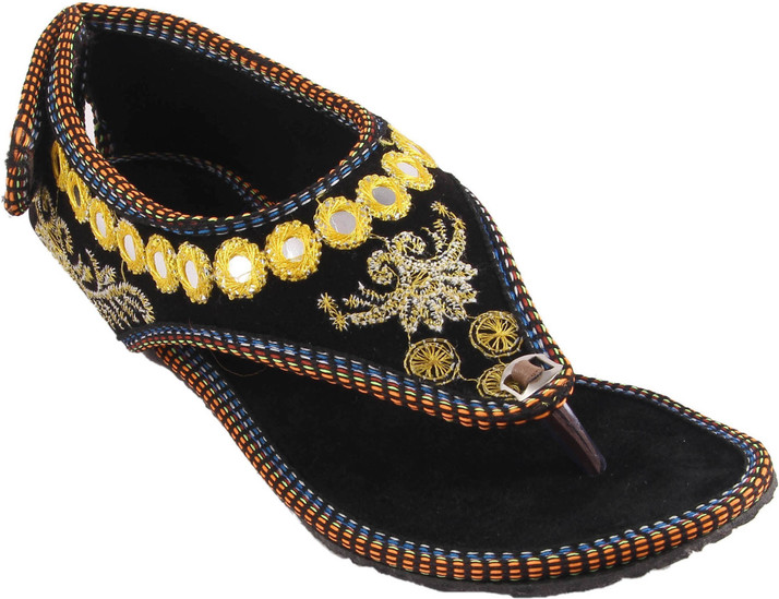 royal gold shoes price