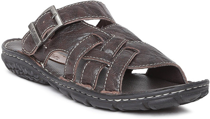 lee cooper leather sandals flipkart